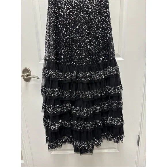 MAC DUGGAL Size 6 Black 10883 Embellished Scoop Neck Tiered Formal Gown Dress